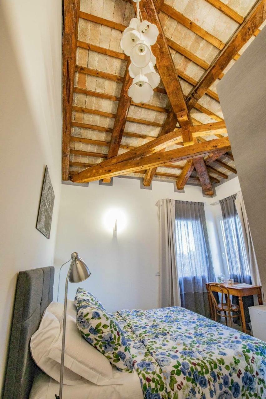 A Casa Di V-ale Hotel